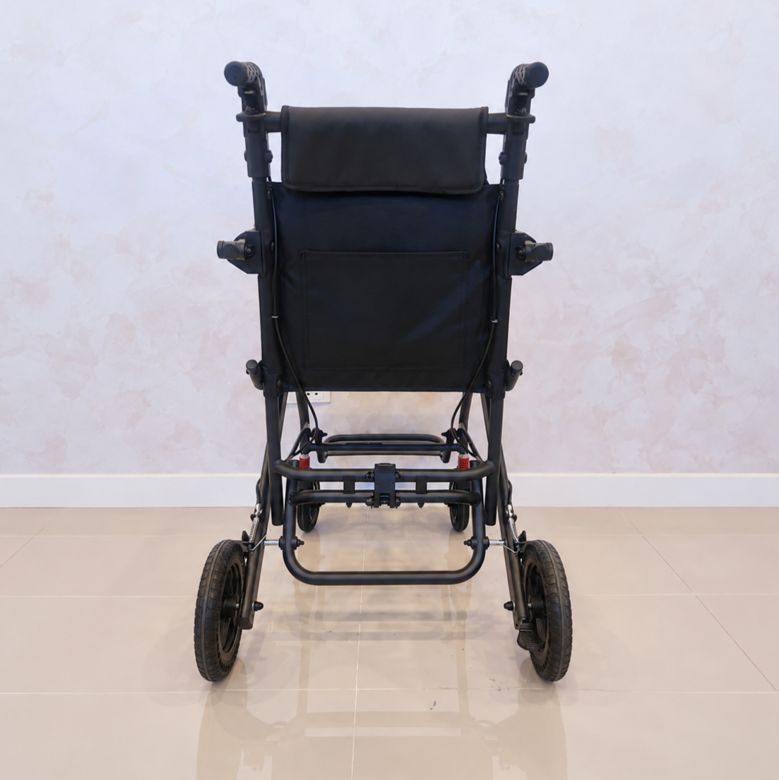 Felco FMW6000 X-Travel Chair, back view