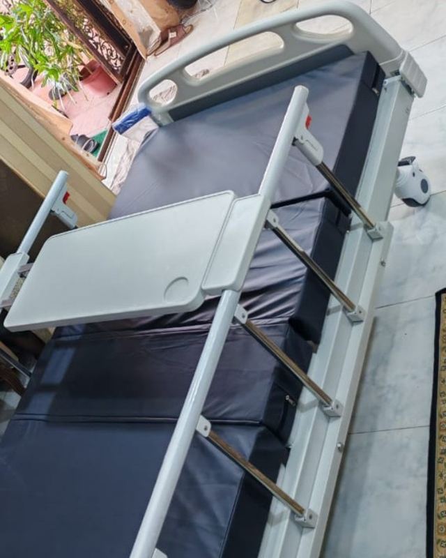 Penghantaran dan pemasangan katil hospital 3 Fungsi Auto