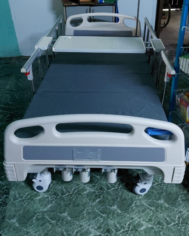 Penghantaran dan pemasangan katil hospital 3 Fungsi Auto